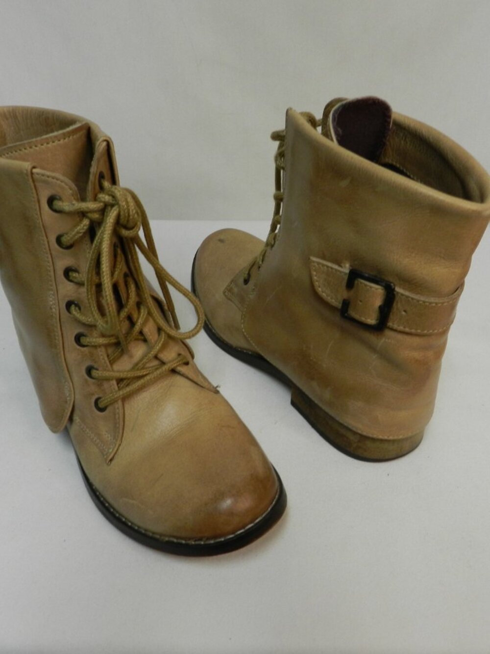 MIA Vintage Size 7 leather Moto Combat lace up w/ buckle taupe boots Women